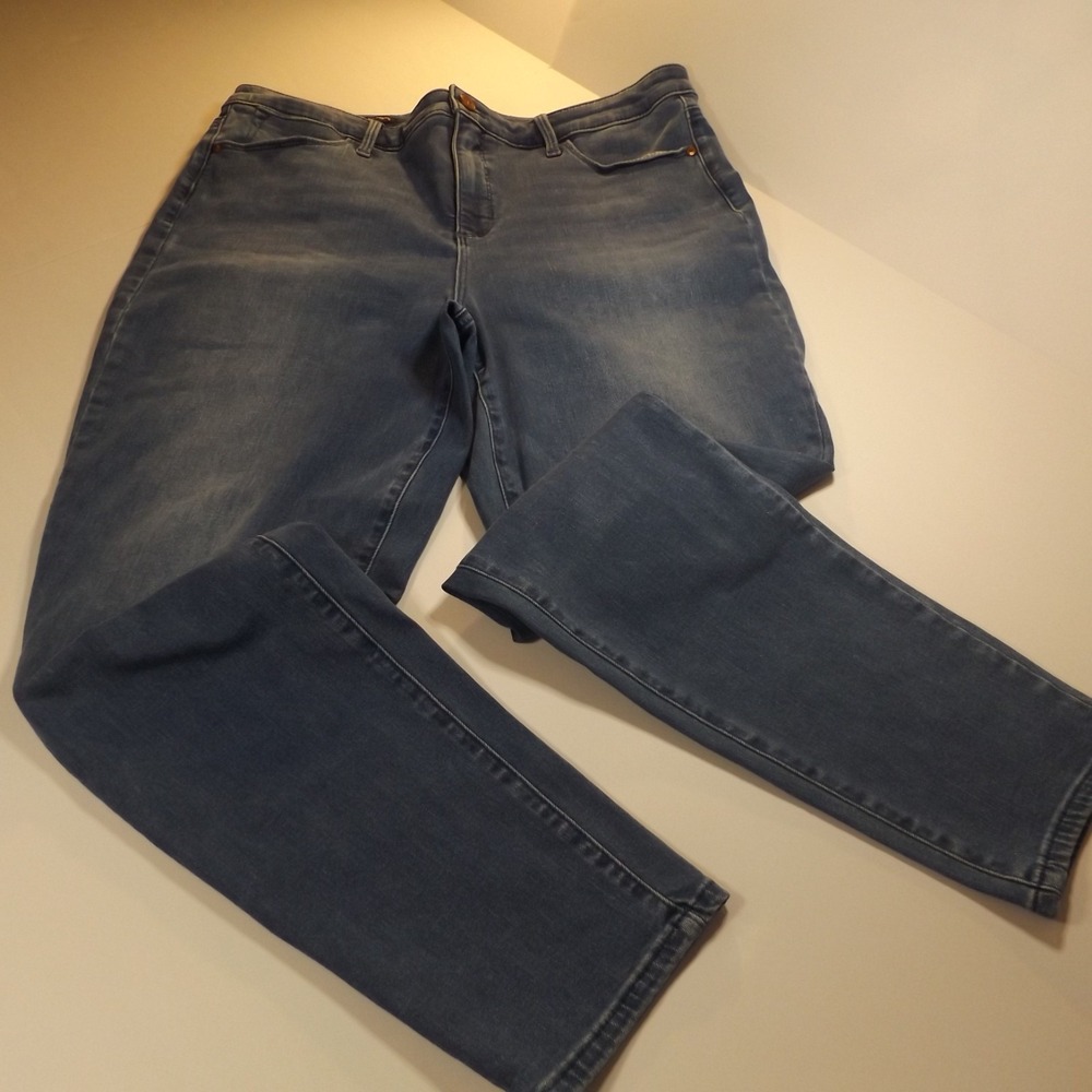 Talbots Jegging Slim Medium Wash Jeans, Size 16